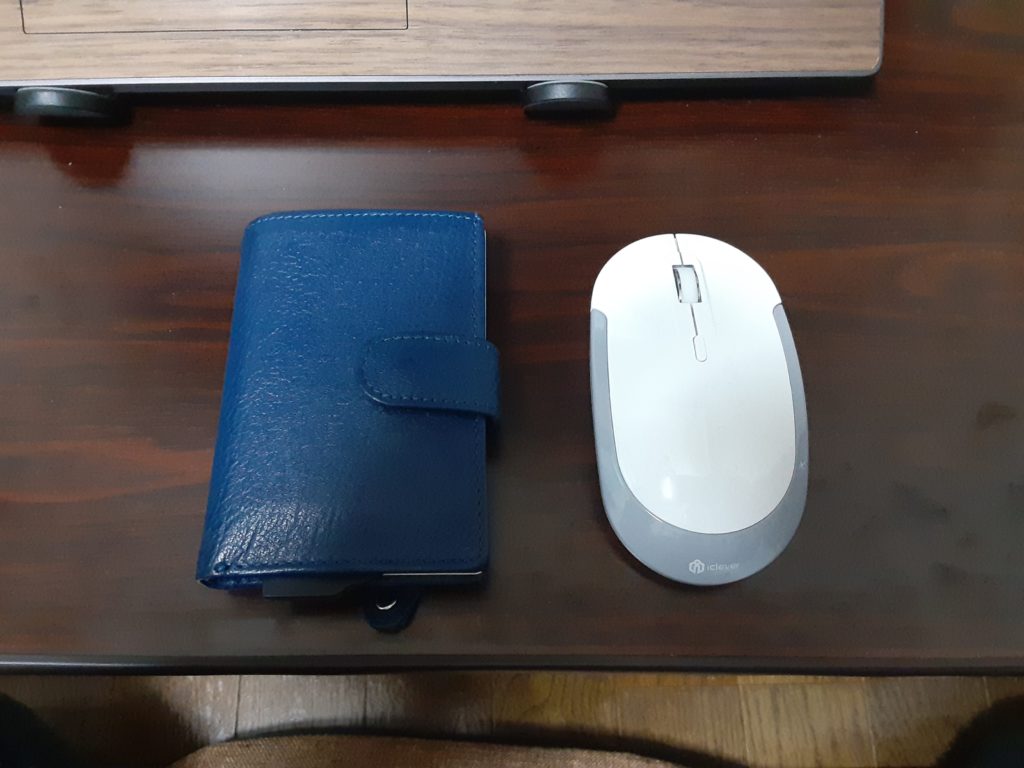 Zepirion本革財布比較